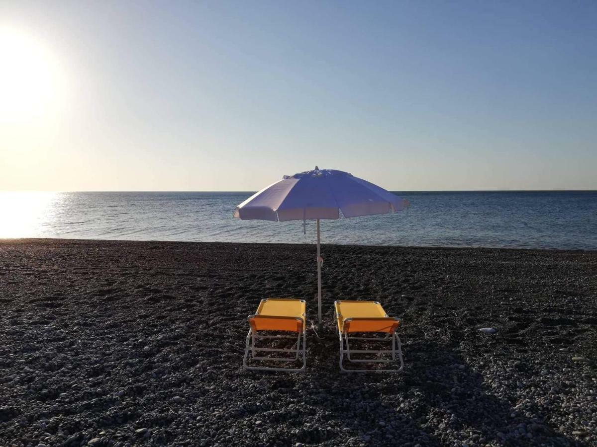 Cedrus And Sea, Beachfront House, Gennadi, Rhodes Exterior foto